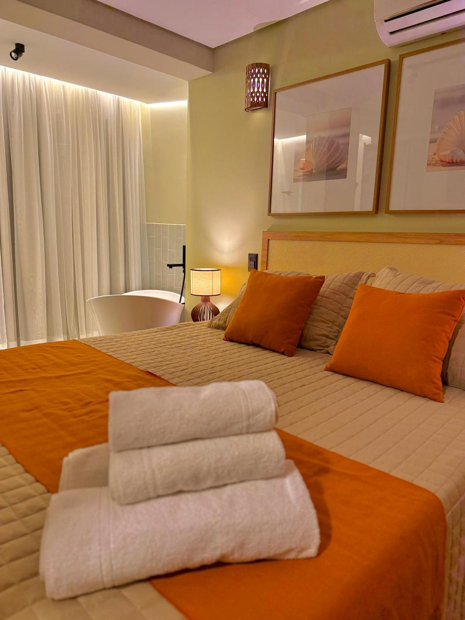 Luna Hotel Boutique - Frente A Praia Гуаружа Екстериор снимка